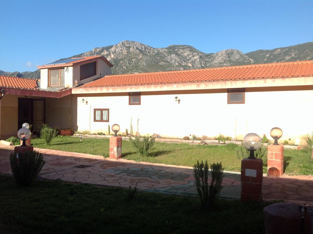 Agriturismo Sogno Latino อีเกลเซียส ภายนอก รูปภาพ
